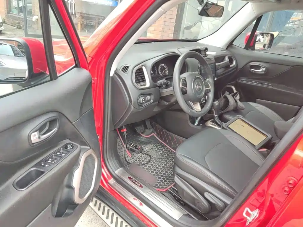 Jeep Renegade — миниатюра 16