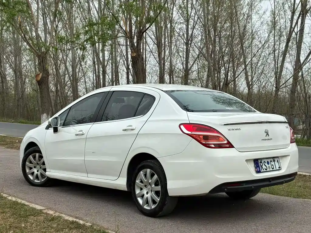 Peugeot 308 — миниатюра 9