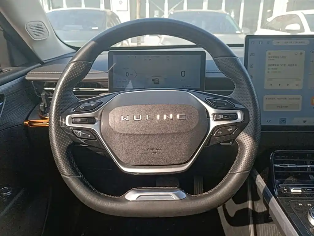 Wuling Xingguang — миниатюра 11