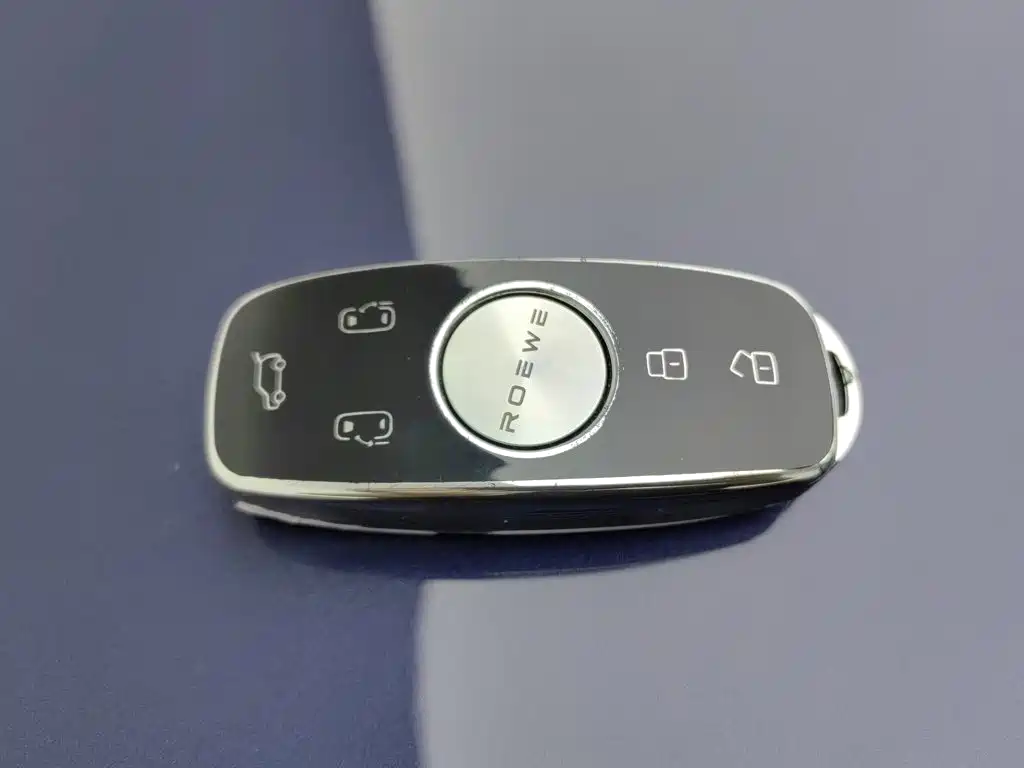 Roewe iMAX8 — миниатюра 19