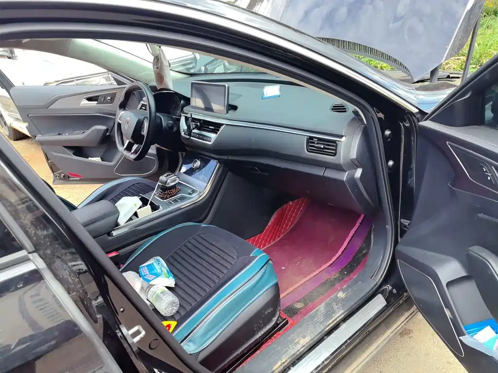 Hongqi Hongqi H5 — миниатюра 19