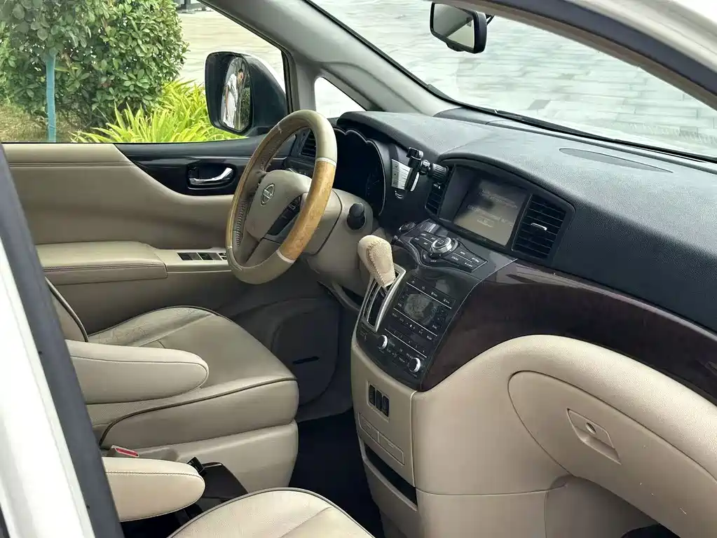 Nissan Quest — миниатюра 12