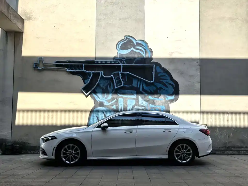 MERCEDES-BENZ A CLASS