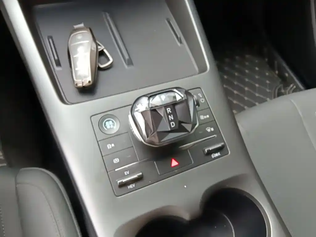 BYD Qin PLUS — миниатюра 14