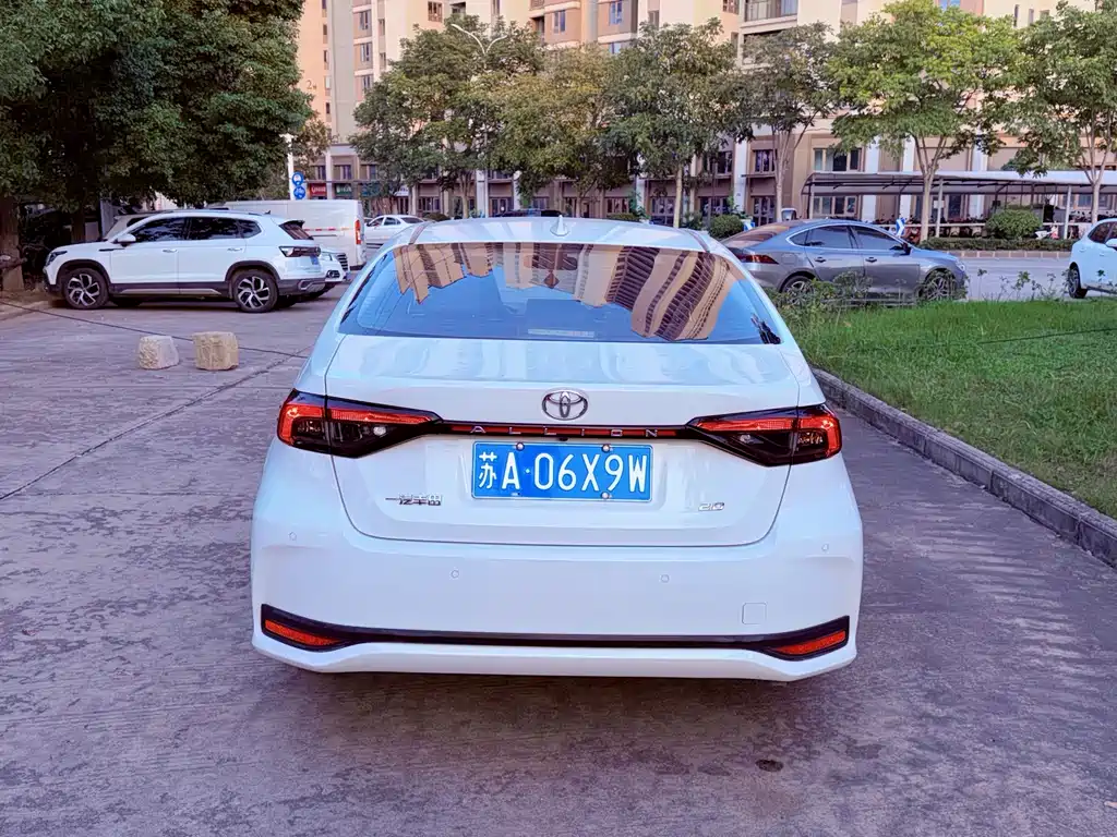 Toyota Allion — миниатюра 5