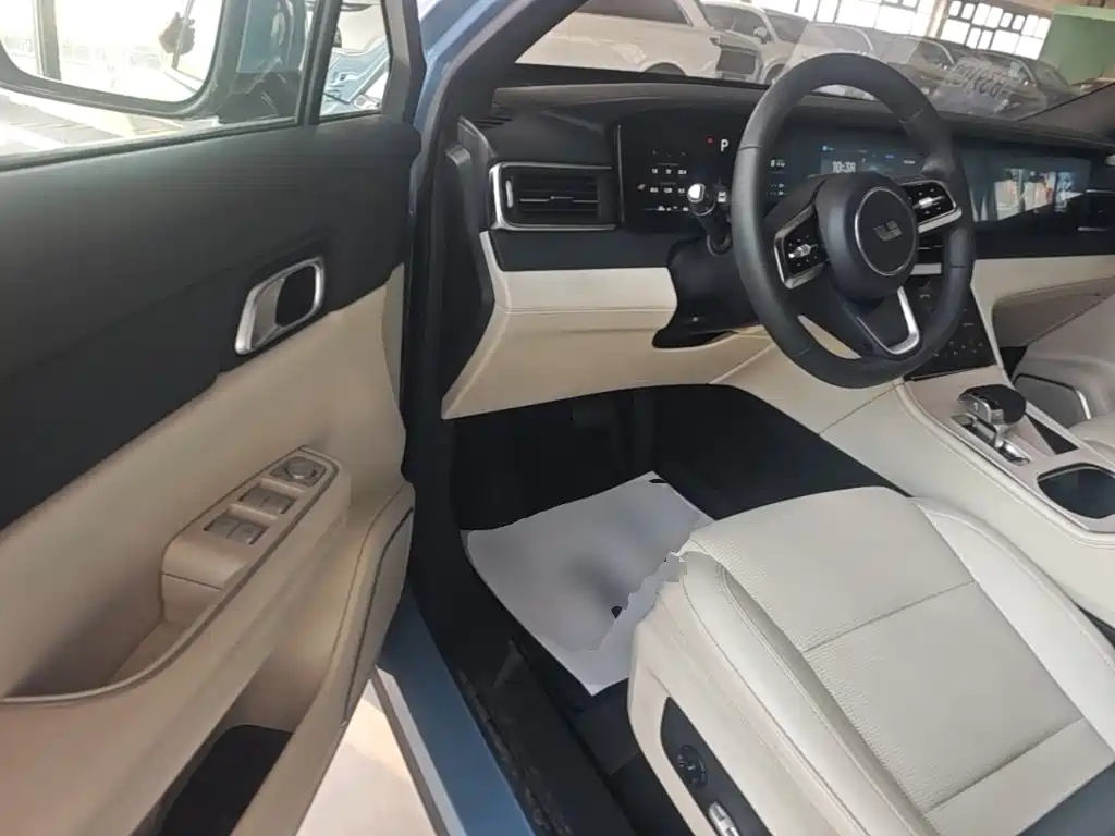 Li Auto Li ONE — миниатюра 16