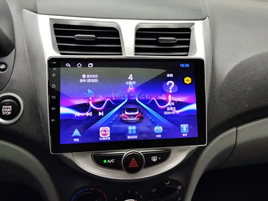 Hyundai Verna — миниатюра 13