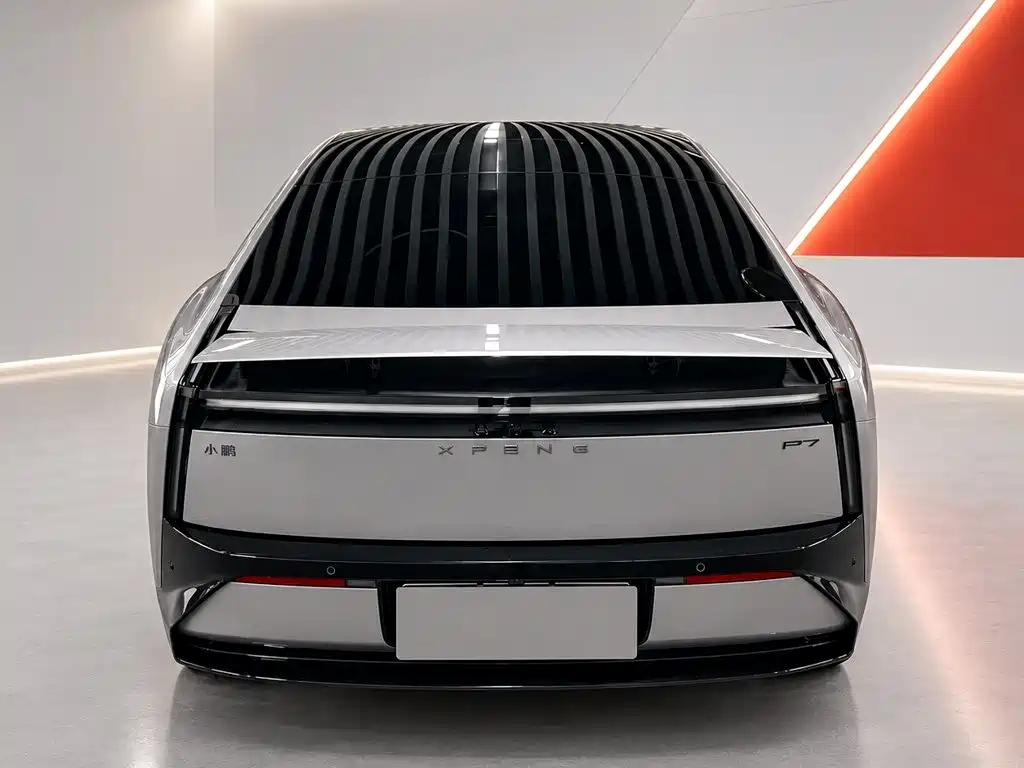 XPeng P7 — миниатюра 5