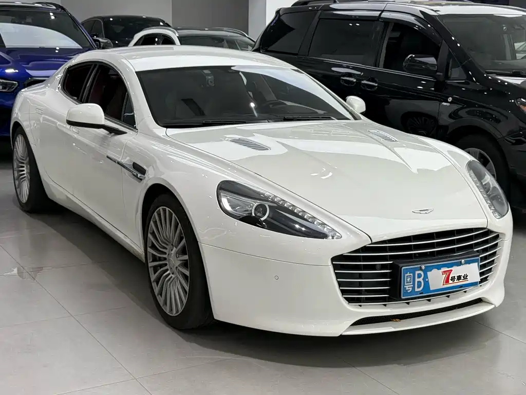 Aston Martin Rapide — миниатюра 2