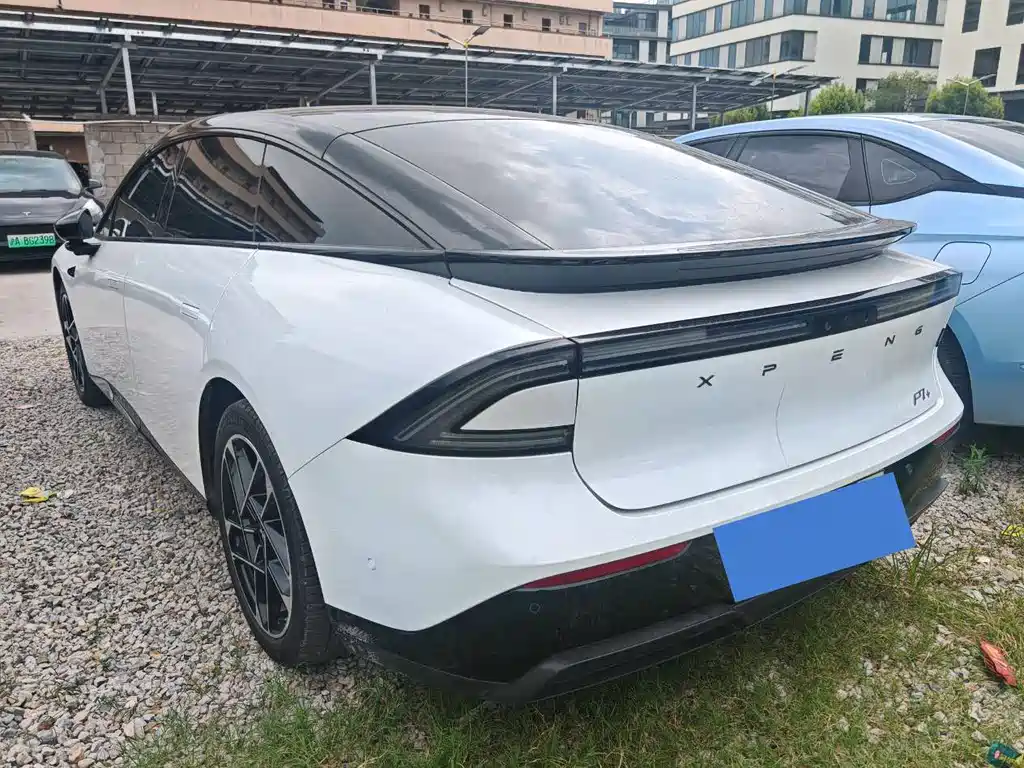 XPeng P7+ — миниатюра 6
