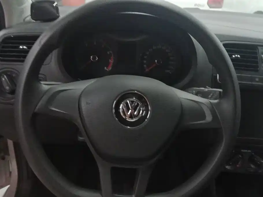 Volkswagen Polo — миниатюра 15