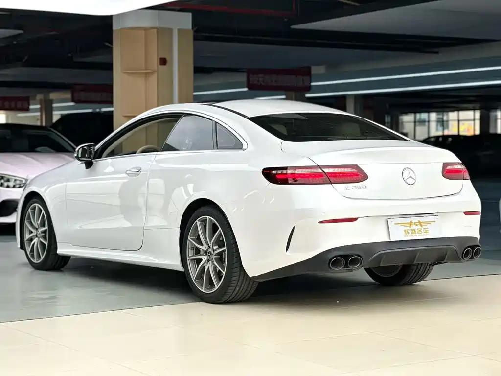 Mercedes-Benz E-Class (Import) — миниатюра 8