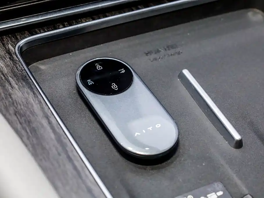 AITO Wenjie AITO M9 — миниатюра 20