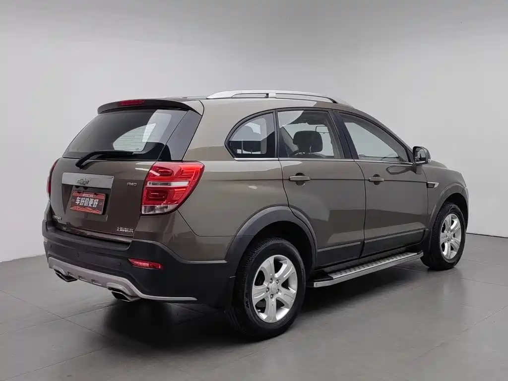 Chevrolet Captiva — миниатюра 2