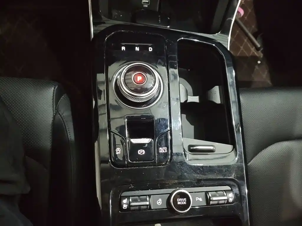 Kia K5 — миниатюра 14