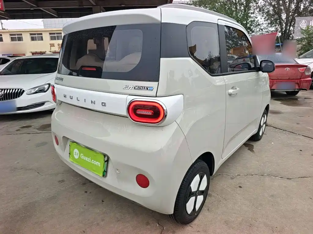Wuling MINIEV — миниатюра 7
