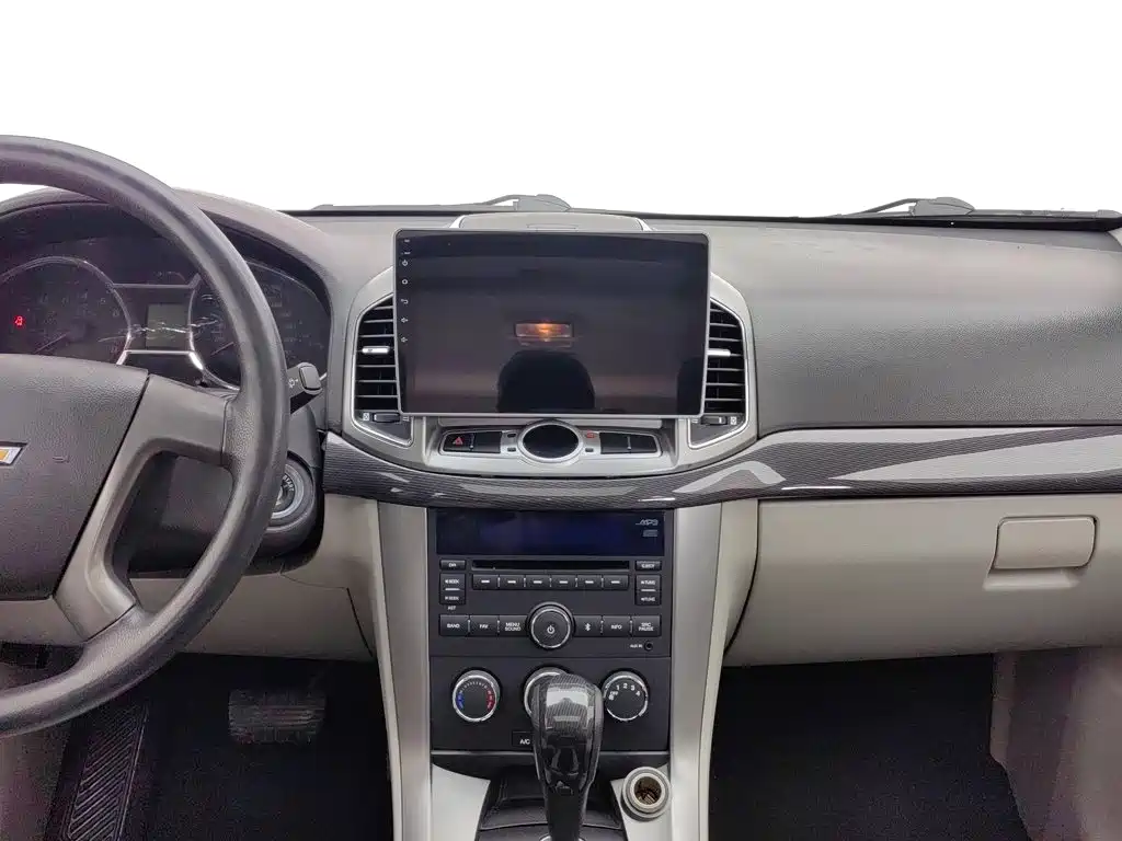 Chevrolet Captiva — миниатюра 12