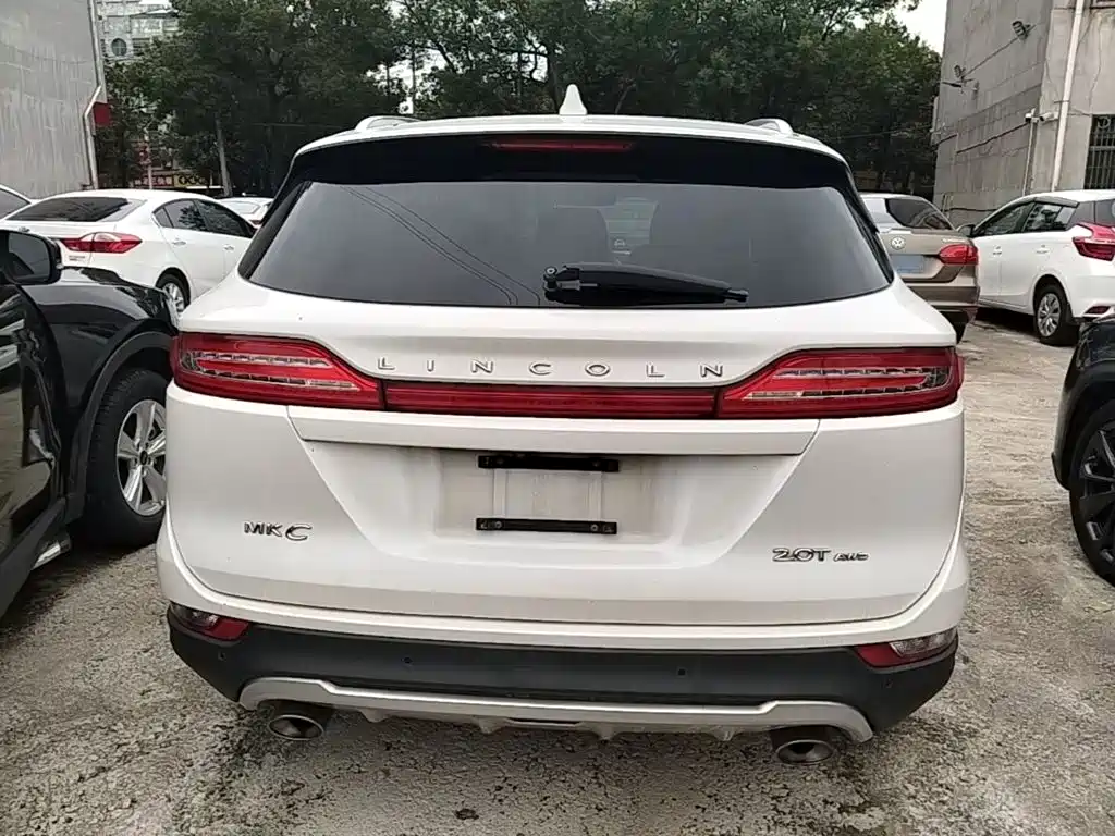Lincoln MKC — миниатюра 6