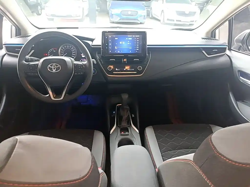 Toyota Corolla — миниатюра 10