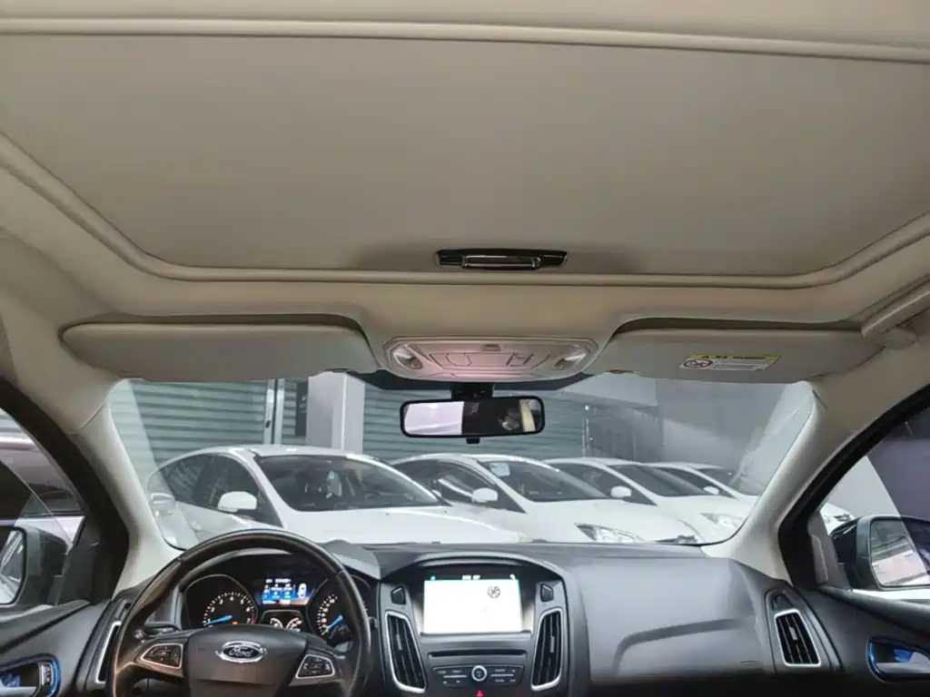 Ford Focus — миниатюра 18