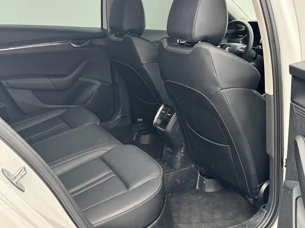 Skoda Octavia — миниатюра 13