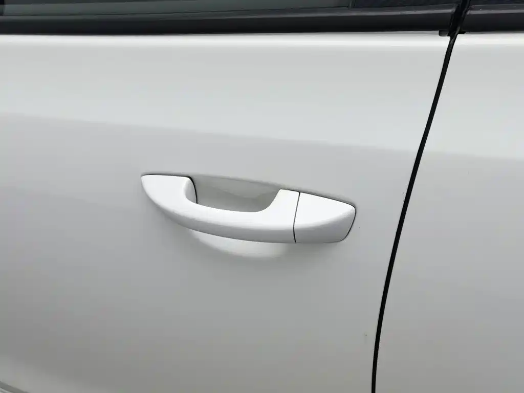 Volkswagen Golf — миниатюра 18