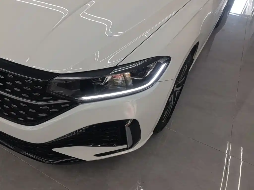 Volkswagen Lavida — миниатюра 24