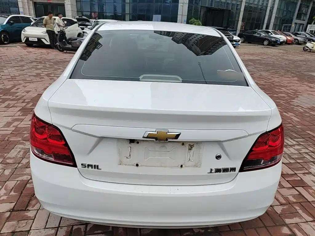 Chevrolet Sail — миниатюра 6