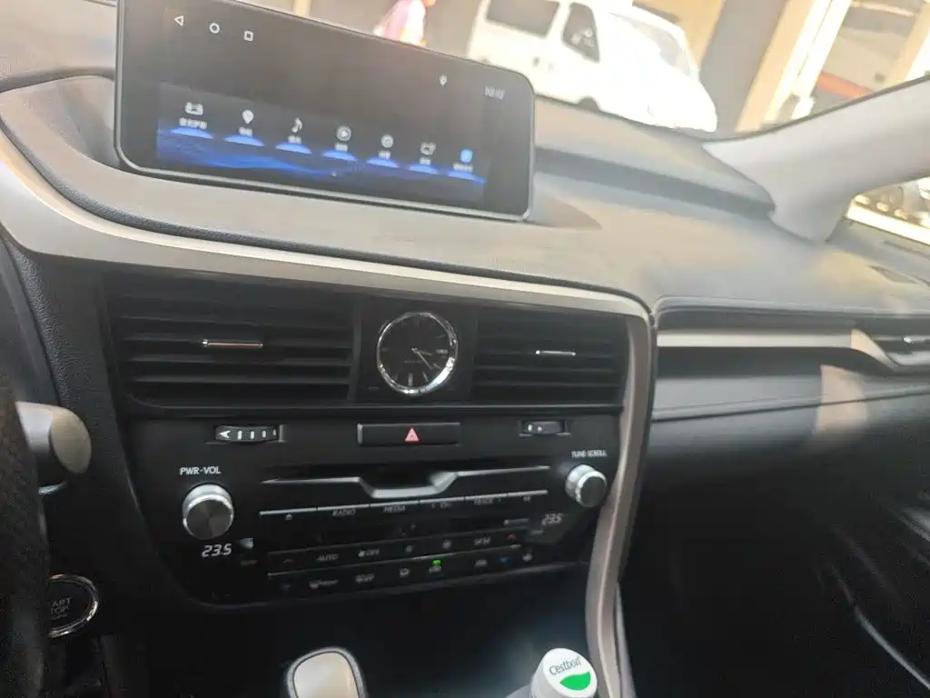 Lexus RX — миниатюра 14
