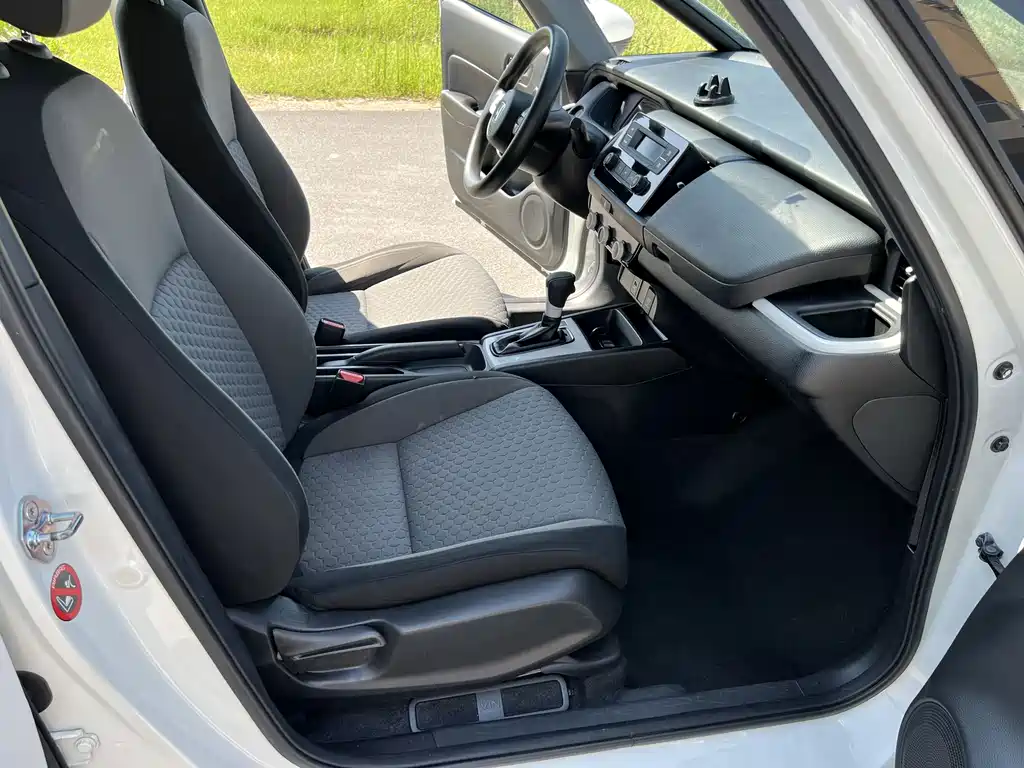 Honda Fit — миниатюра 15