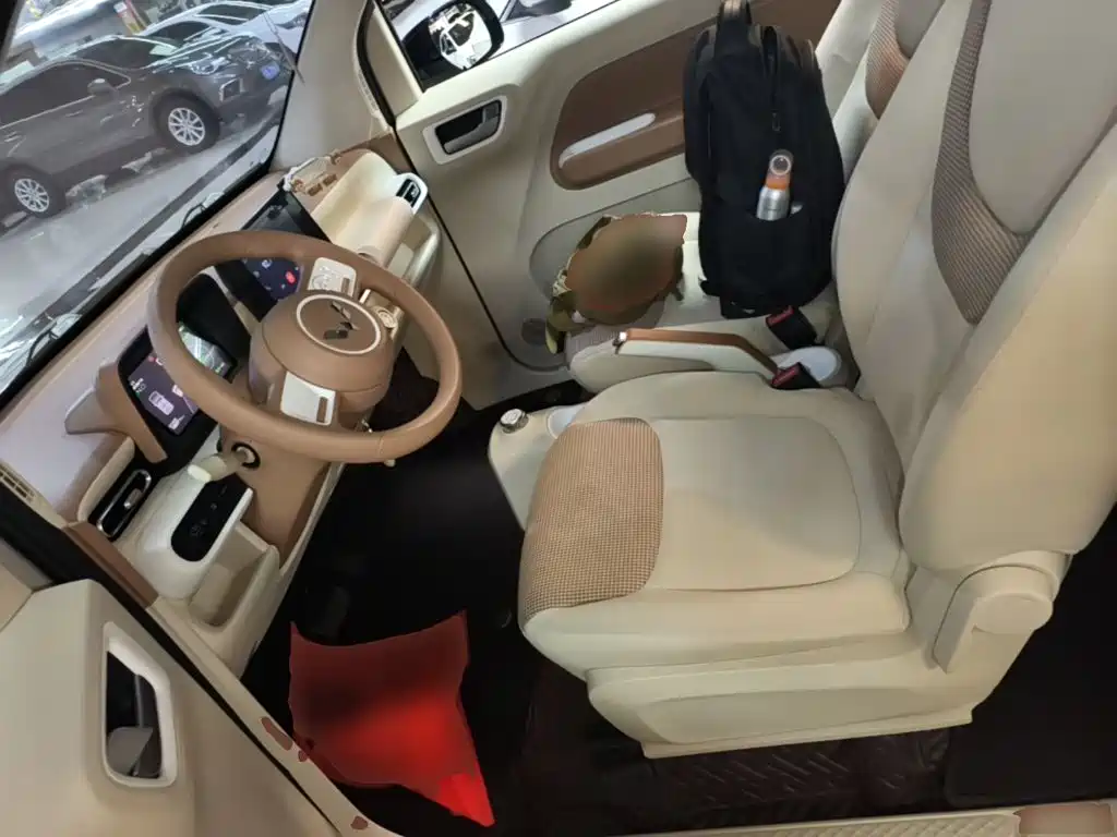 Wuling MINIEV — миниатюра 15