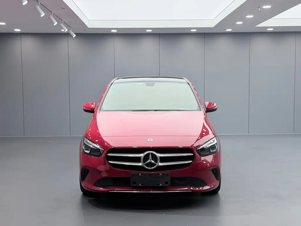 Mercedes-Benz B-Class — миниатюра 2