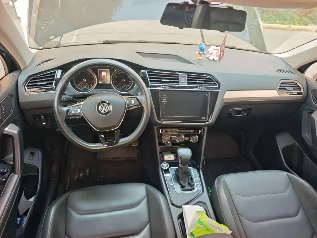 Volkswagen Tiguan L — миниатюра 13