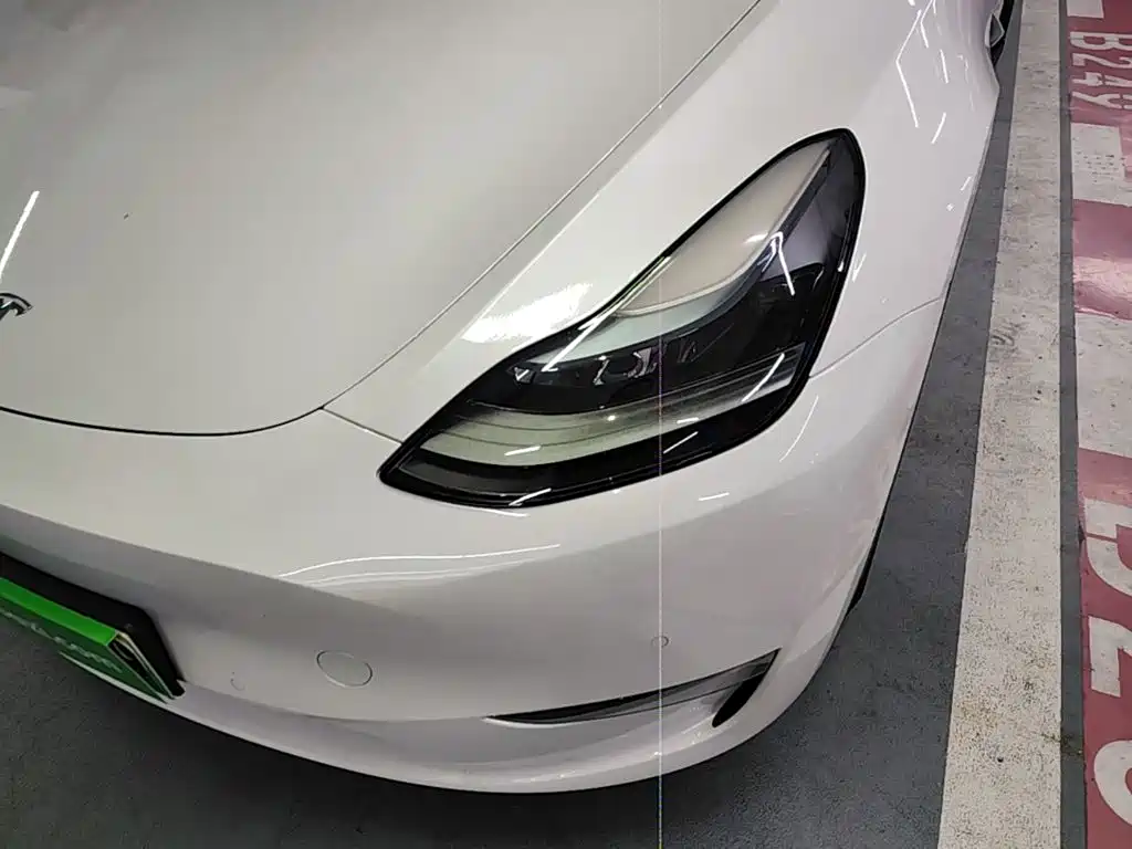 Tesla Model Y — миниатюра 24