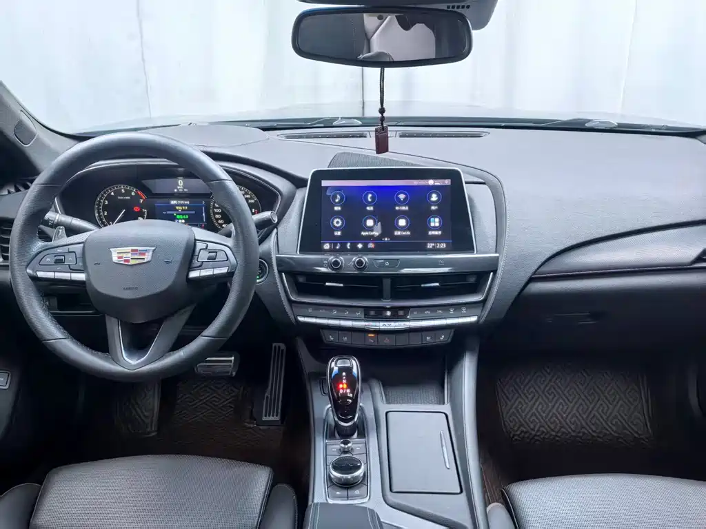 Cadillac CT5 — миниатюра 6