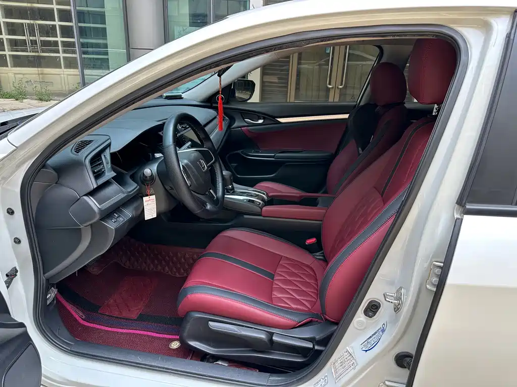 Honda Civic — миниатюра 7