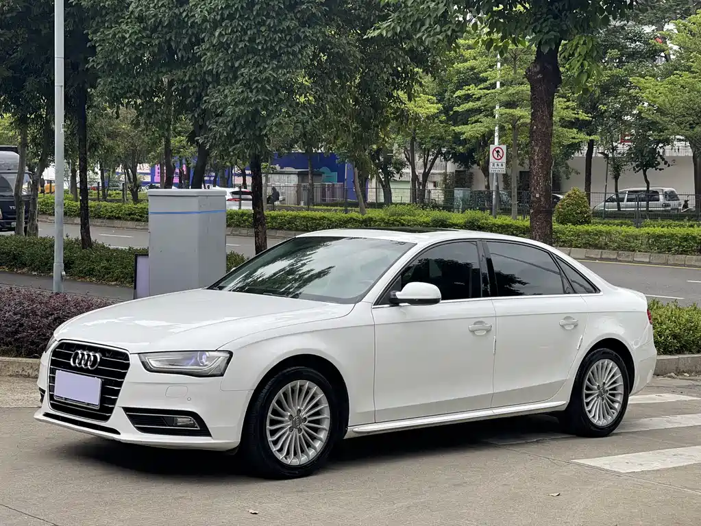 Audi A4L 2016
