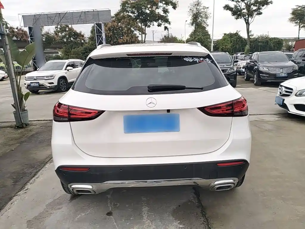 Mercedes-Benz GLA — миниатюра 6