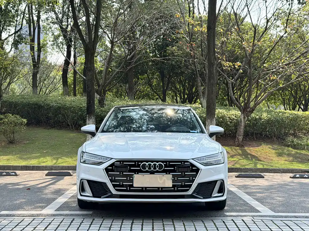 Audi A7L — миниатюра 3