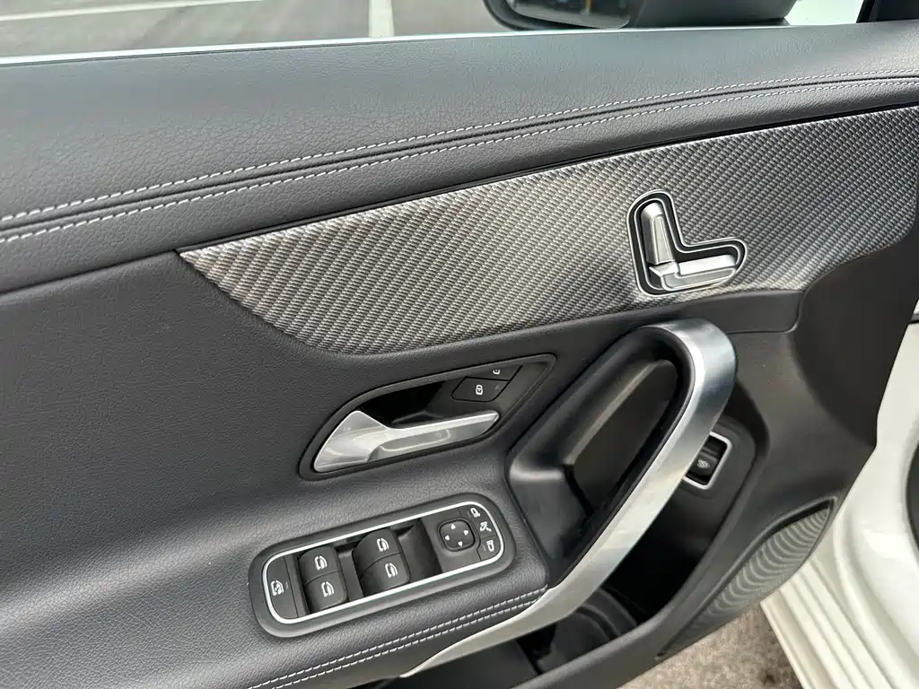Mercedes-Benz A-Class — миниатюра 16