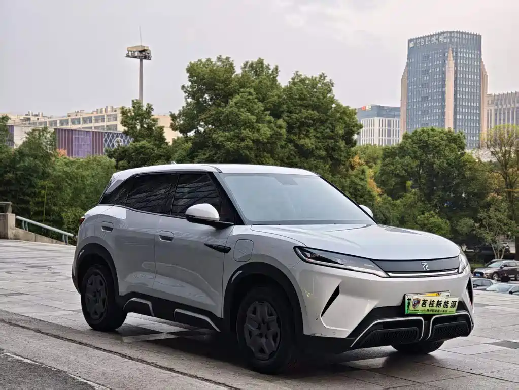 BYD Yuan UP — миниатюра 2