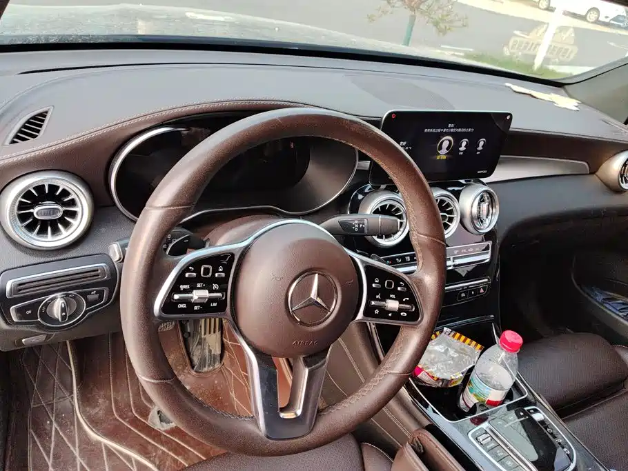 Mercedes-Benz GLC — миниатюра 12