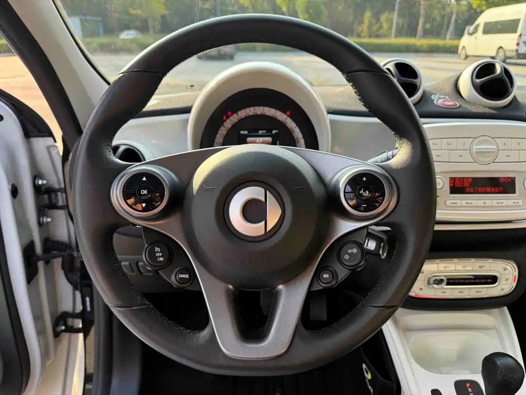 smart Smart Forfour — миниатюра 10
