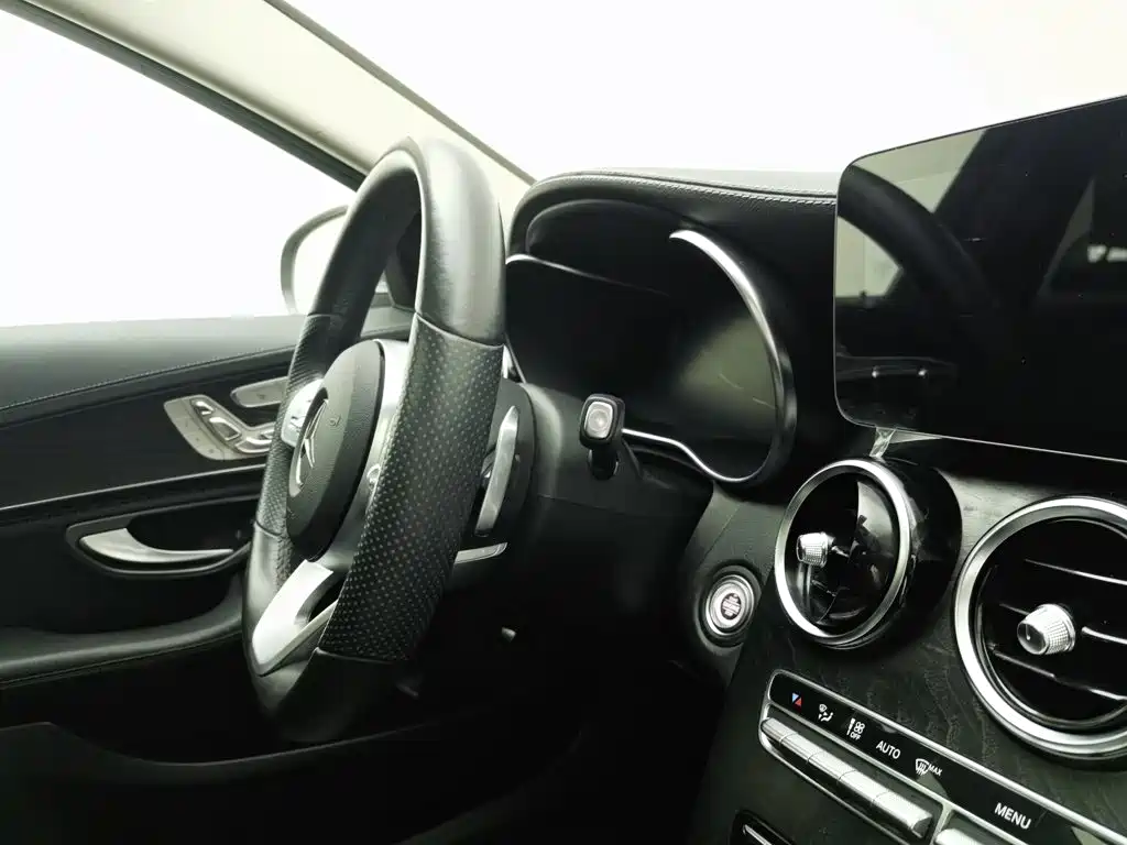 Mercedes-Benz C-Class — миниатюра 22