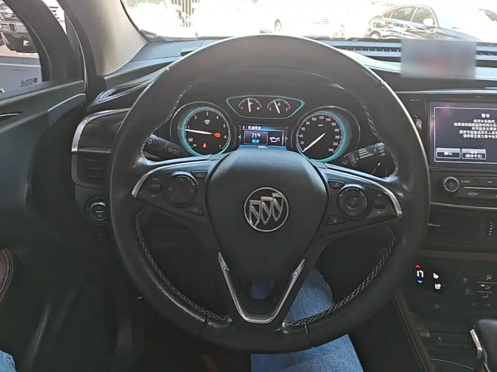Buick Envision Plus — миниатюра 11
