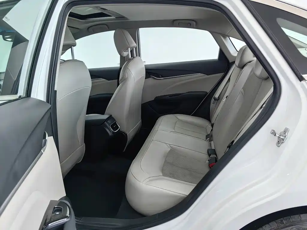 Buick Excelle — миниатюра 15