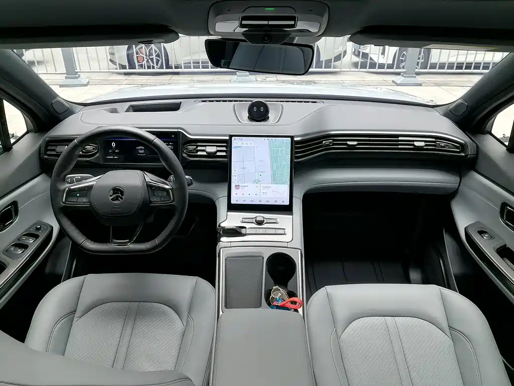 NIO ES6 — миниатюра 12