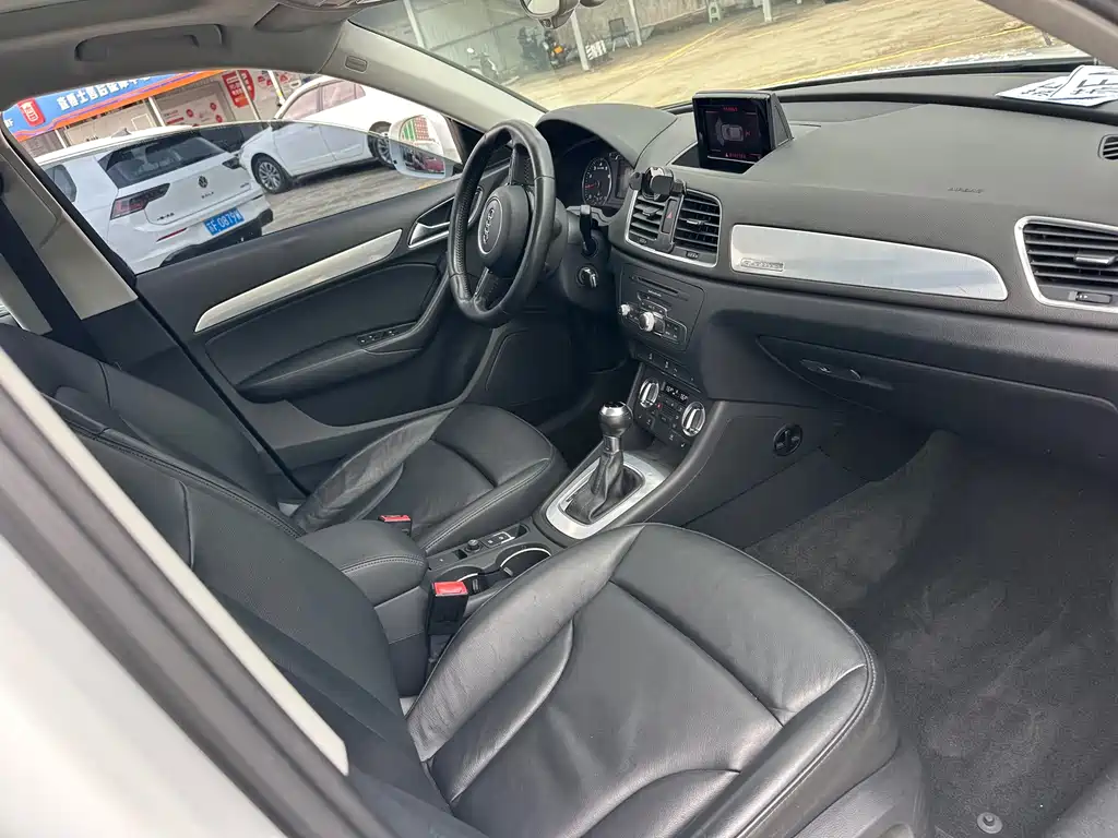 Audi Q3 — миниатюра 5