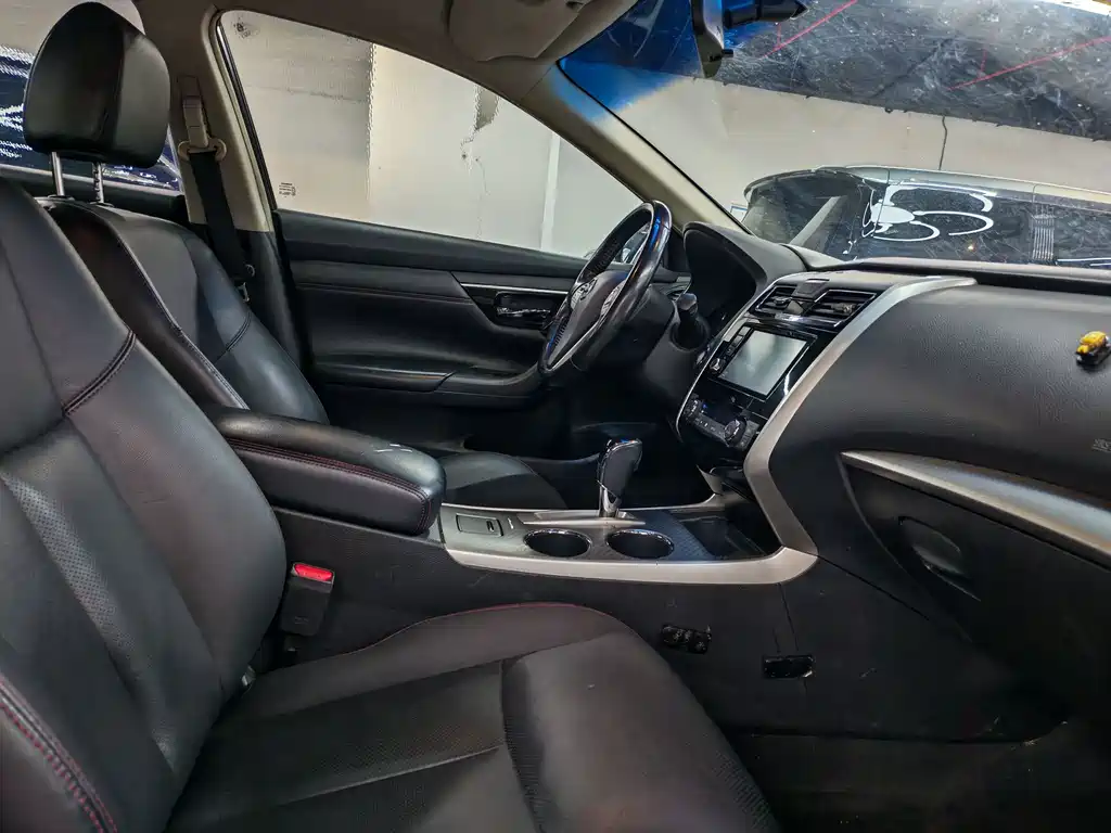 Nissan Teana — миниатюра 9