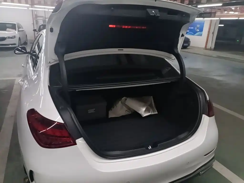 Mercedes-Benz C-Class — миниатюра 19